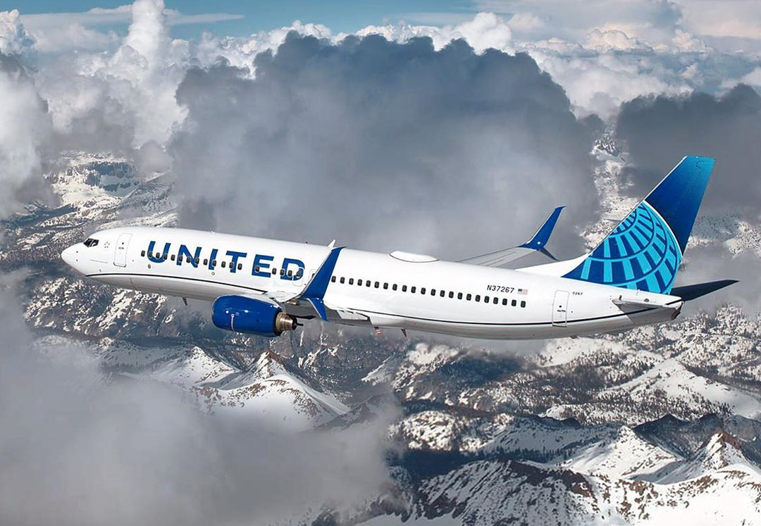 vé máy bay united airline 